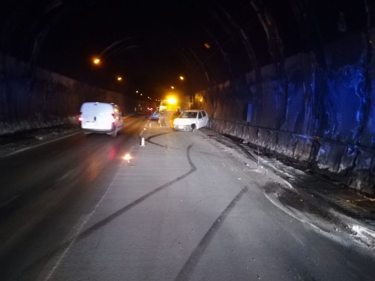 A/20, i pericoli in autostrada (foto)