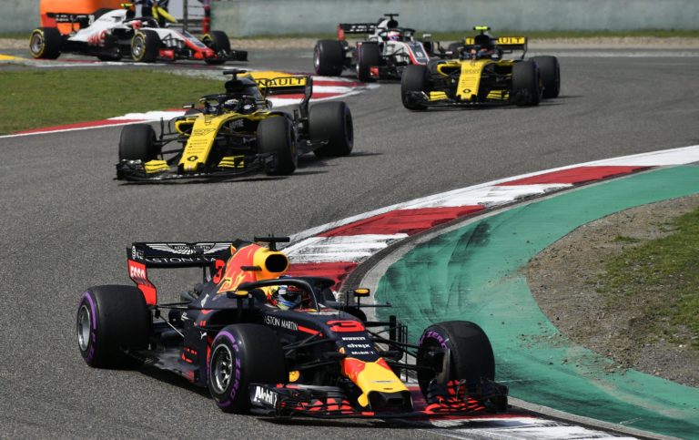 Formula1, Ficarra fa festa con Ricciardo