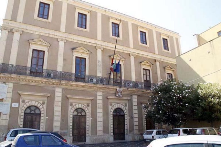 Patti: confronto a Palazzo dell’Aquila tra l’amministrazione e “Siciliani Liberi”