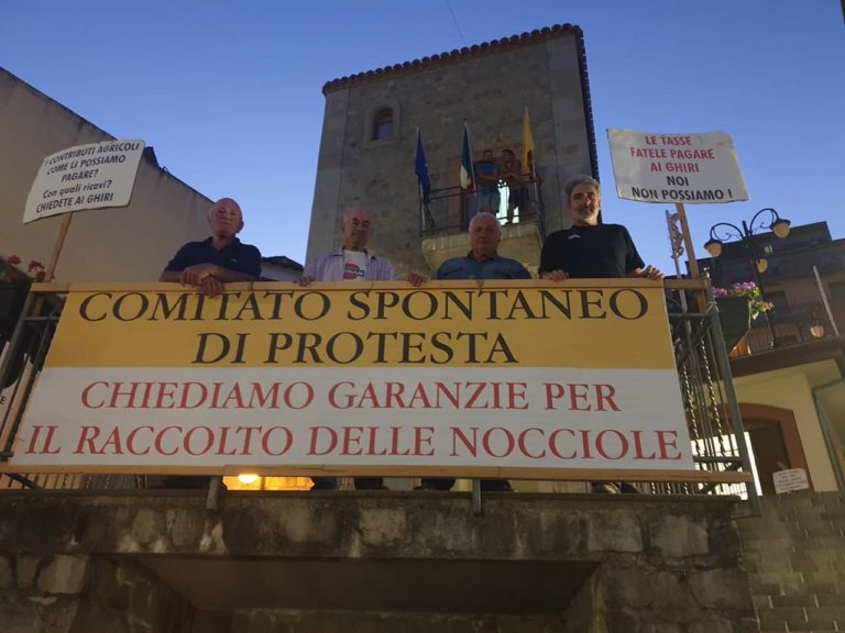 Si allarga la protesta contro i ghiri: agricoltori ucriesi occupano l’aula consiliare