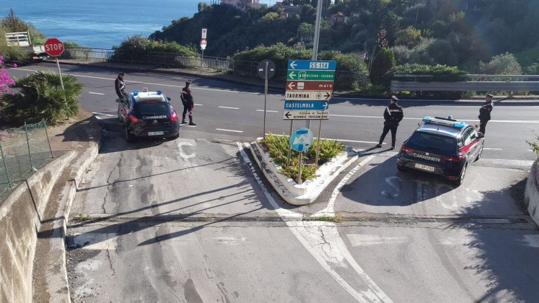 Taormina, arrestato un 49enne reo di aver derubato una turista nella camera di un noto hotel