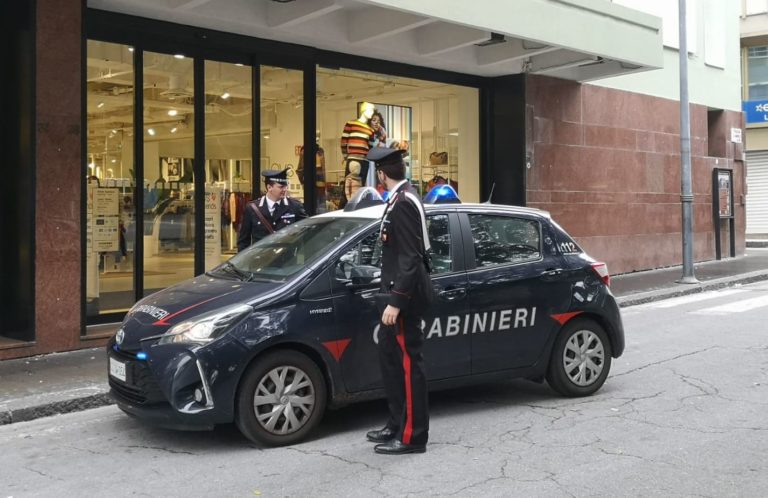 Messina, ruba ai Grandi Magazzini, arrestata 28enne