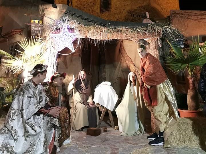 Presepe vivente nel centro storico di Brolo: un successo da replicare