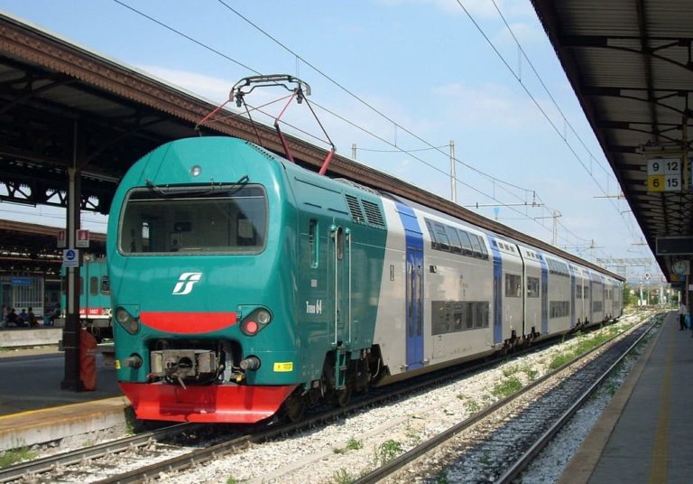 In Sicilia il “Treno più lento d’Italia”: oltre 13 ore da Trapani a Ragusa. Schifani contatta FS