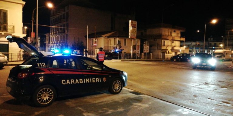 Barcellona, controlli dei Carabinieri alla “movida”: 13 denunciati