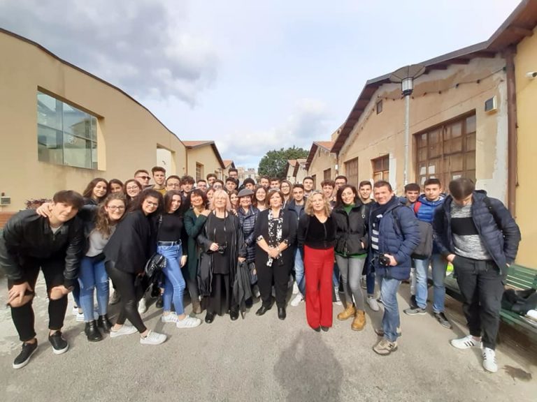 Gli studenti dell’ITIS “E. Torricelli”, incontrano a Palermo la fotografa Letizia Battaglia.