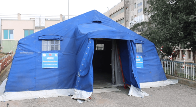 Coronavirus, installata all’Ospedale di Milazzo una tenda pre-triage