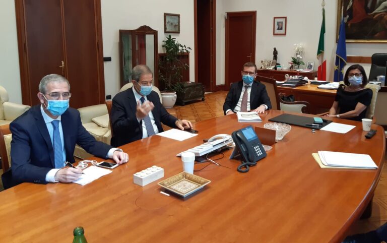 Sicilia – Trasporti e infrastrutture: Musumeci incontra ministri De Micheli e Provenzano 