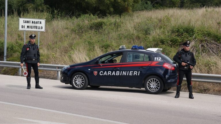 Sant’Agata Militello, denunciati i titolari di un’autofficina per violazioni ambientali e urbanistiche