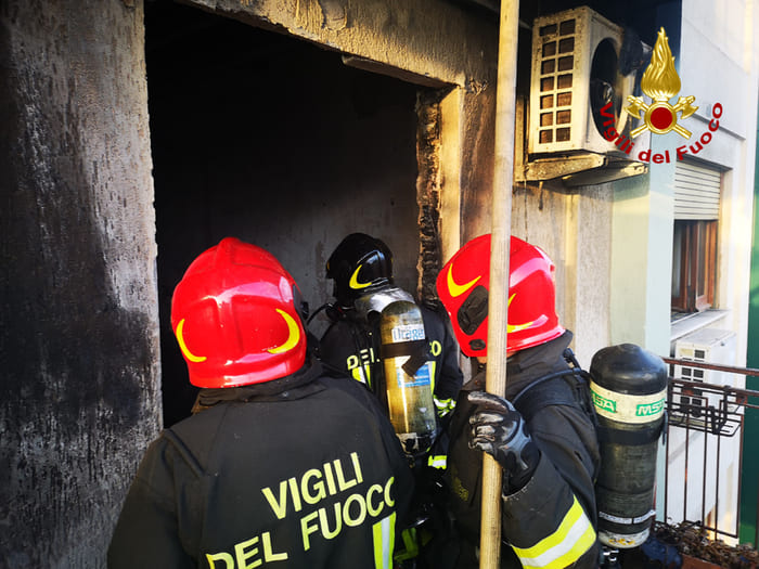 vigili del fuoco palermo