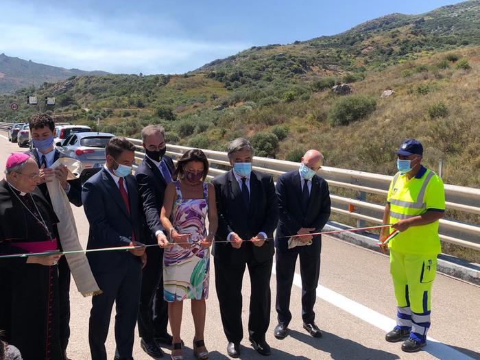 Sicilia – Inaugurato il nuovo viadotto Himera, assente il Presidente Musumeci