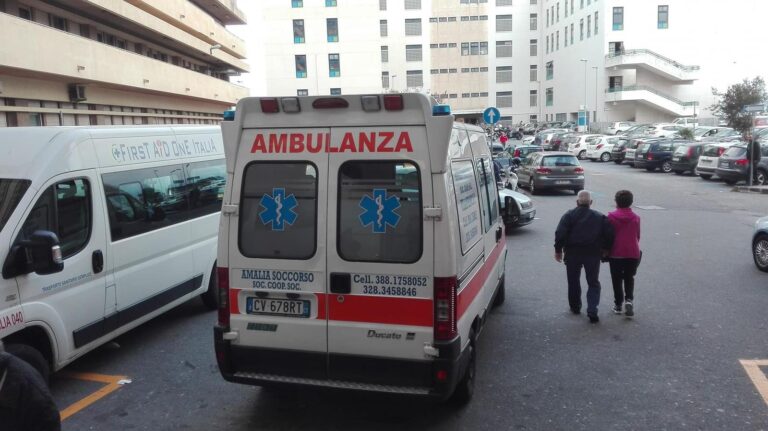 Messina – Scooter contro guard rail nei pressi dello svincolo di San Filippo, muore 34enne