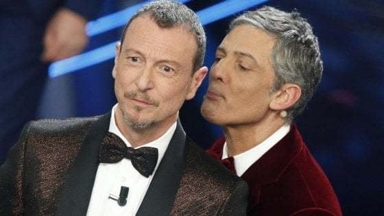 Squadra che vince non si cambia, a Sanremo 2021 ancora Amadeus e Fiorello