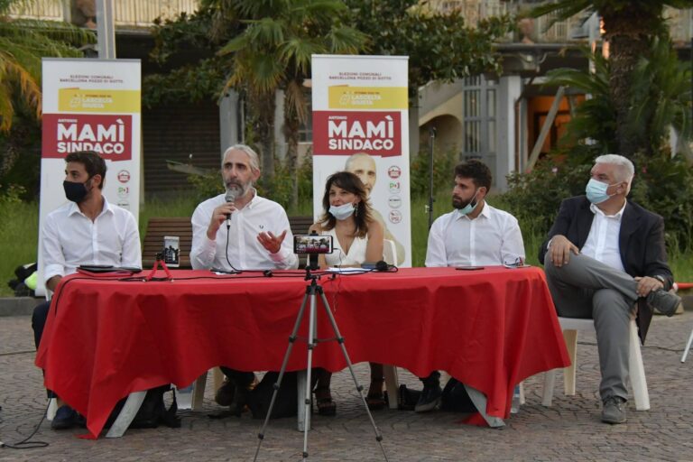 Barcellona – Il candidato a sindaco Antonio Mamì presenta la sua coalizione