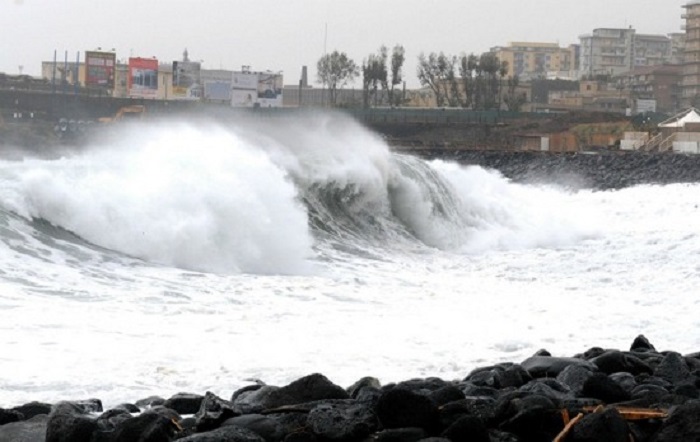 Non si ferma l’ondata di maltempo in Sicilia, in arrivo l’uragano “Medicane” – VIDEO