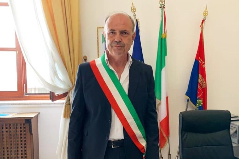 Milazzo – Istituti Comprensivi chiusi per disinfestazione lunedì 15 e martedì 16