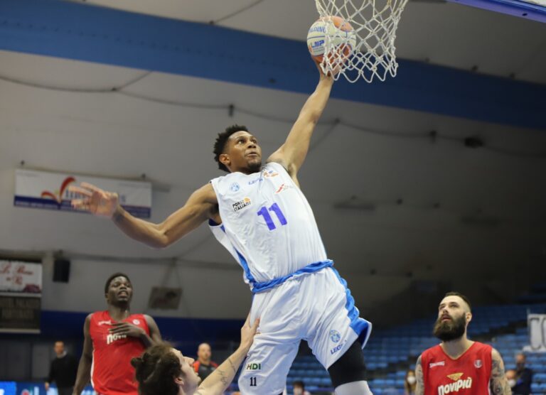 Partenza col botto per l’Orlandina Basket, superata Casale Monferrato per 100-82