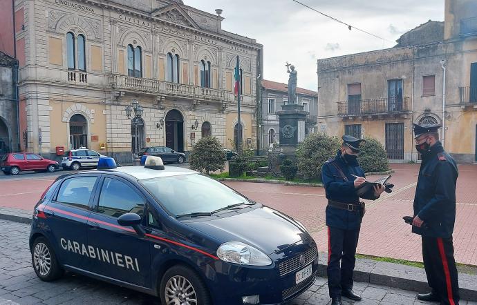 Catania – Picchiava e minacciava la compagna, arrestato per maltrattamenti un 38 enne