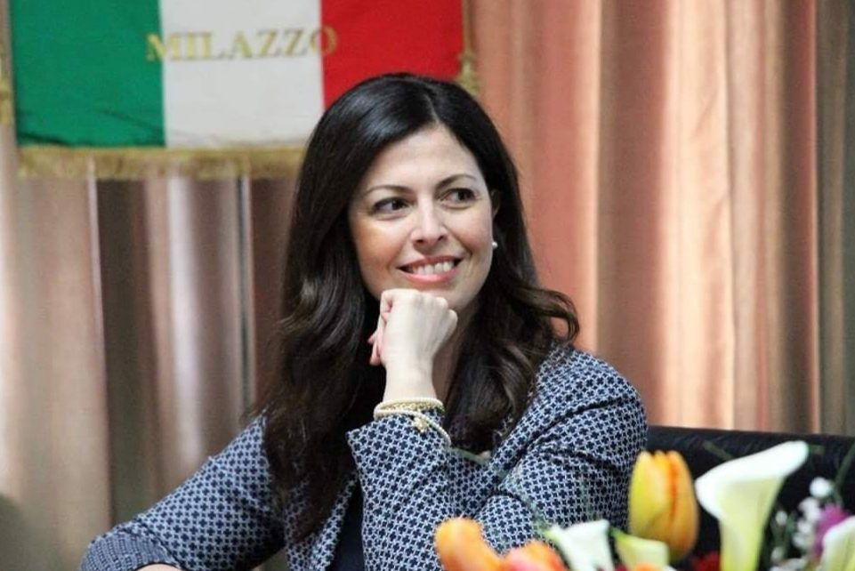 Alla messinese Barbara Floridia (M5S) la delega alla transizione ecologica.  Oltre 1 miliardo per gli istituti superiori - AMnotizie.it - Quotidiano di  informazione