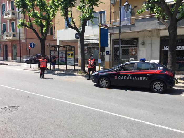 Postano le foto sui social di una festa di carnevale: nove ragazzi multati nel palermitano