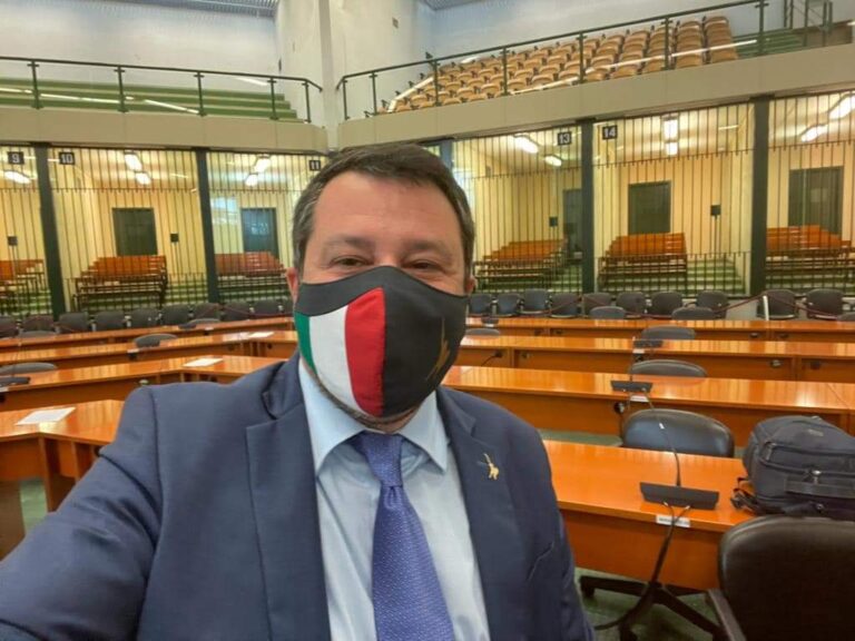 Processo Open Arms: Salvini rinviato a giudizio a Palermo. “Vado in aula a testa alta”