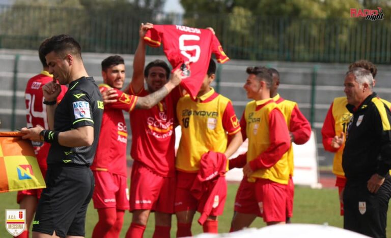 Calcio – In Serie D si deciderà tutto all’ultima giornata. Sfida a distanza tra ACR ed FC Messina