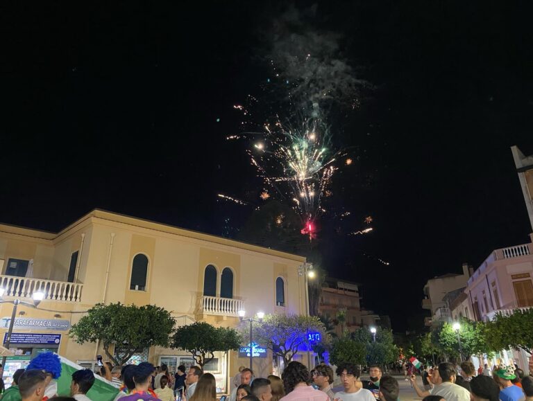 Italia Campione d’Europa, si festeggia anche nelle piazze e le strade del messinese – VIDEO