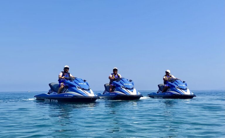 Gioiosa Marea – Tequila a ragazze minorenni, denunciato titolare di un lido