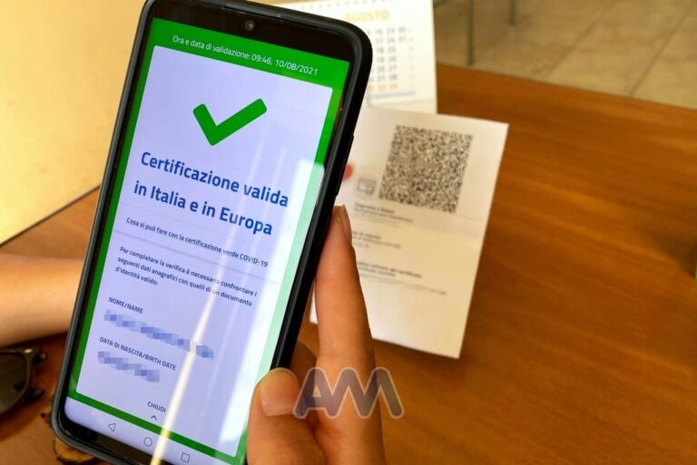 Nuova stretta per i no vax: da domani obbligo di green pass anche nei negozi e in tabaccheria – VIDEO