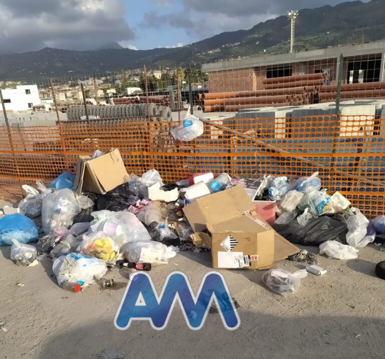 Sant’Agata Militello, abbandono di rifiuti in periferia e al Porto