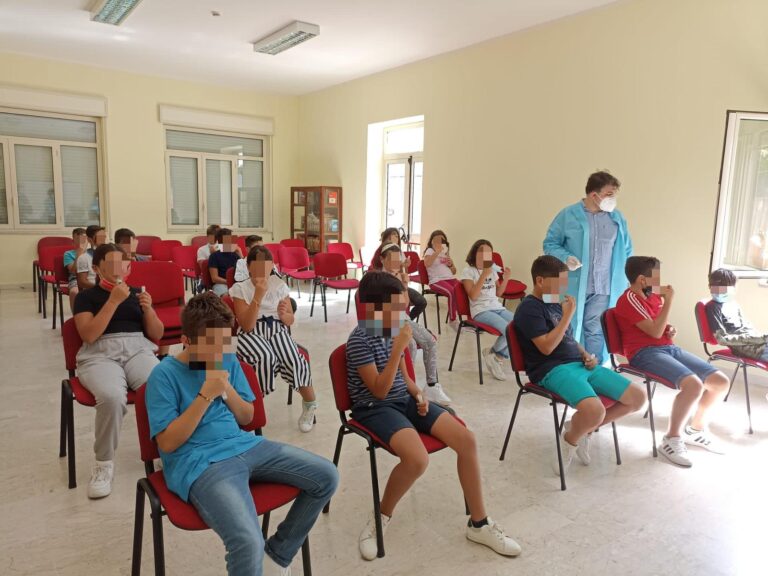 Covid – Torrenova, al via oggi i test salivari per monitorare la circolazione del virus tra gli studenti