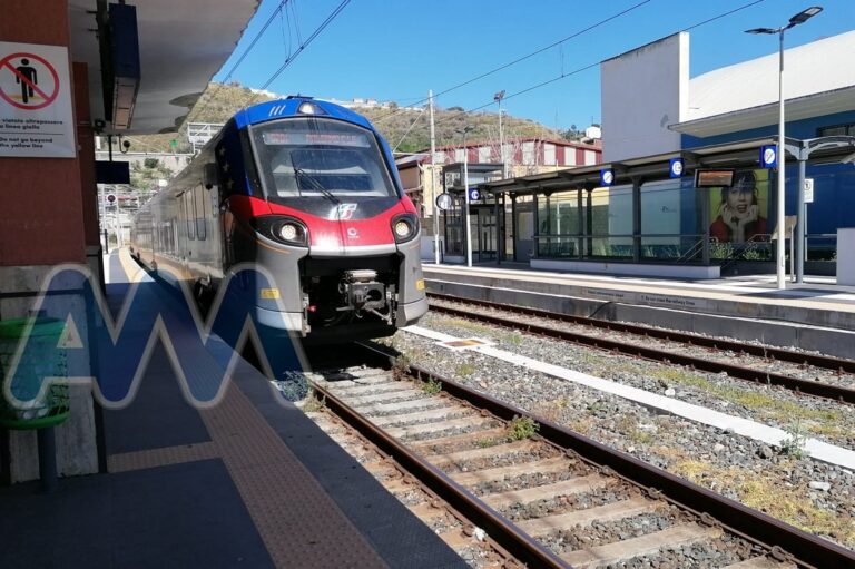 Fondi europei per completare il raddoppio ferroviario Messina – Palermo: pronta una mozione dell’on.Laccoto