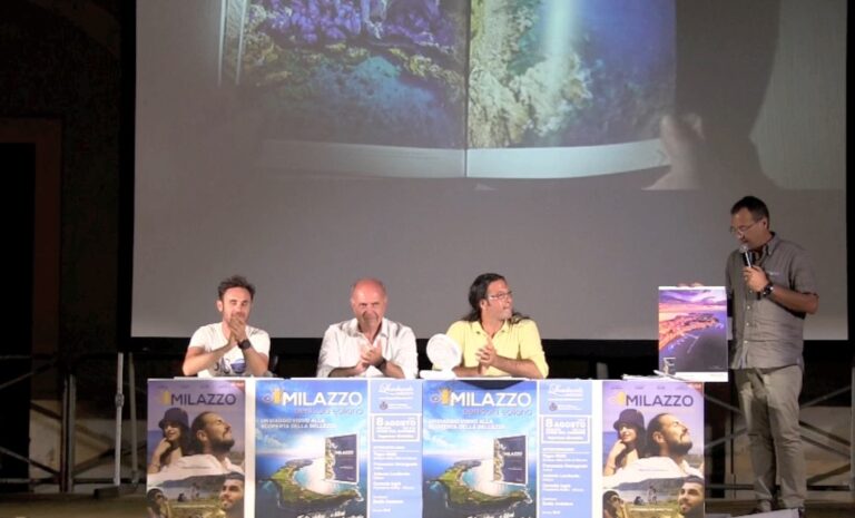 Milazzo: Presentato il libro “Milazzo – Penisola Eoliana” del Film Makers Francesco Romagnolo