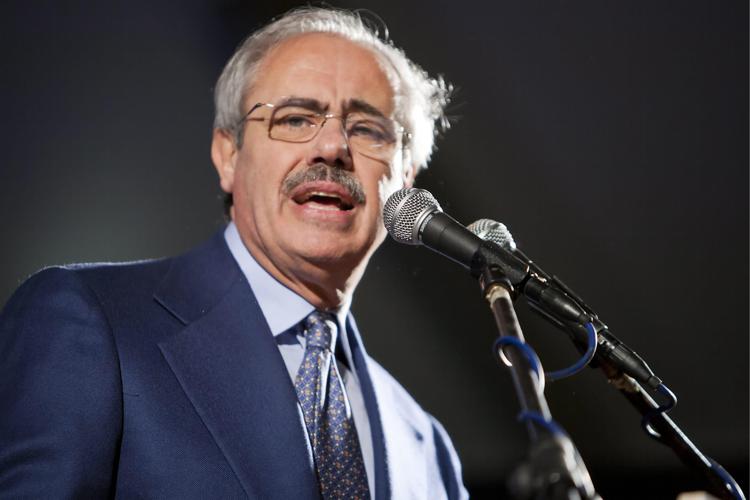 Mafia – Assolto in appello l’ex presidente della Regione, Raffaele Lombardo. Cadute le accuse