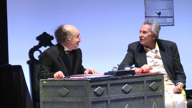 Capo d’Orlando – Torna a riempirsi la platea del cineteatro: in scena Pippo Pattavina – VIDEO