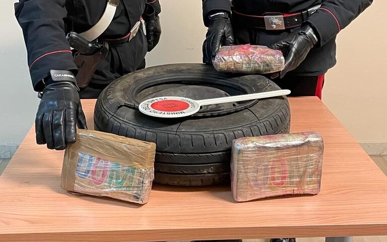 Messina – Fermato in auto con 3 chili e mezzo di cocaina, arrestato giovane calabrese