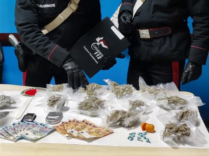 Roccalumera – Scovato market della droga. 33enne arrestato dai Carabinieri