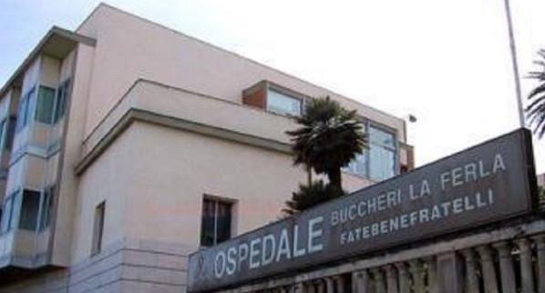Donna muore in casa all’ottavo mese di gravidanza. Morto anche il bimbo fatto nascere con cesareo