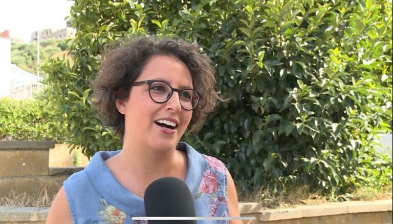 “Storii”: l’ironia e l’impegno antimafia di Oriana Civile nel suo primo album di inediti – VIDEO