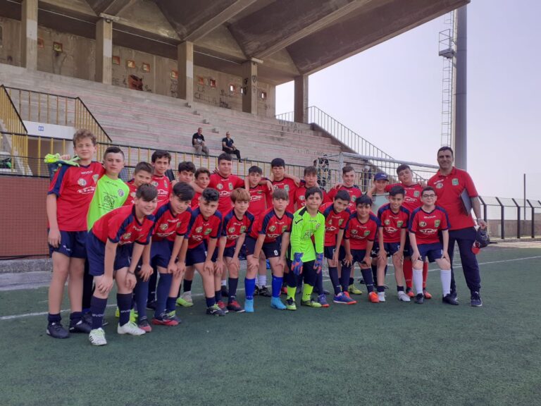 Chiusura col botto per i piccoli calciatori della Scuola Calcio Academy Barcellona Pozzo di Gotto