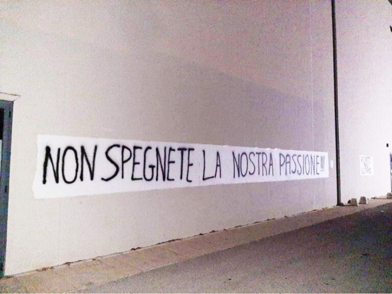 Cestistica Torrenovese – L’appello degli Ultras: “Vogliamo la squadra sul parquet, qualunque sia la categoria”