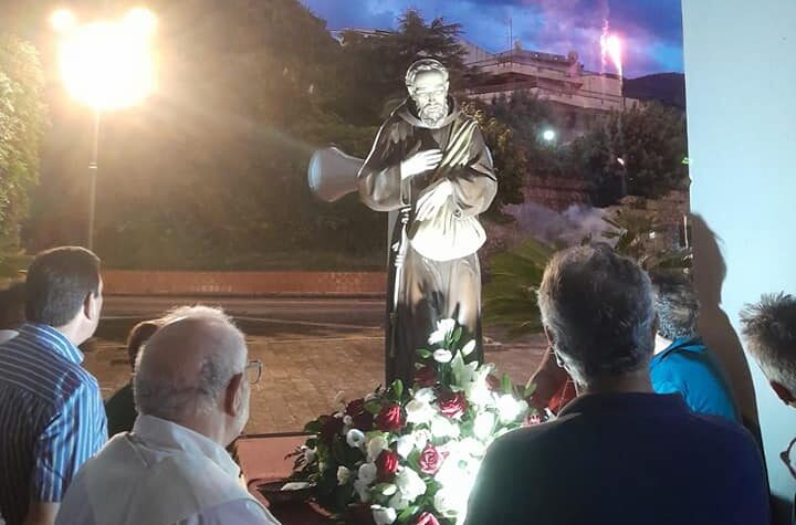 Capri Leone – Conclusa la festa di San Felice da Nicosia con lo spettacolo di Uccio De Santis