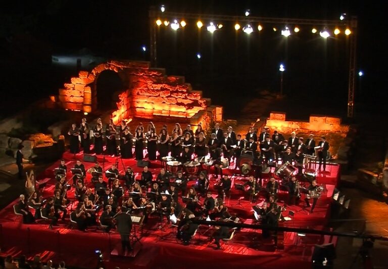 Patti: apprezzamenti ed applausi per la “Cavalleria Rusticana” al teatro greco di Tindari