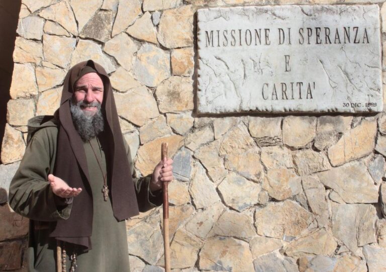 Si aggravano le condizioni di salute di Biagio Conte. Palermo prega per il missionario laico
