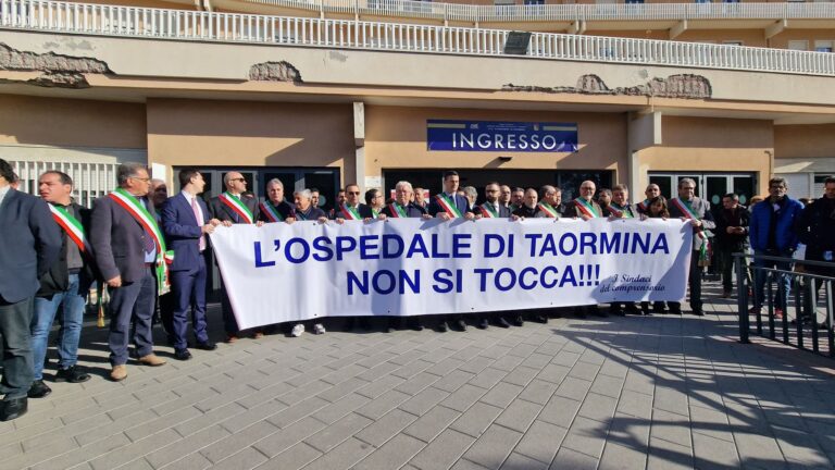“Giù le mani dall’ospedale di Taormina!”, i sindaci del distretto sanitario a difesa del presidio ospedaliero