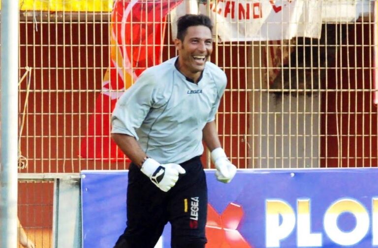 Il mondo del calcio piange Mimmo Cecere, portiere della promozione in B del Messina