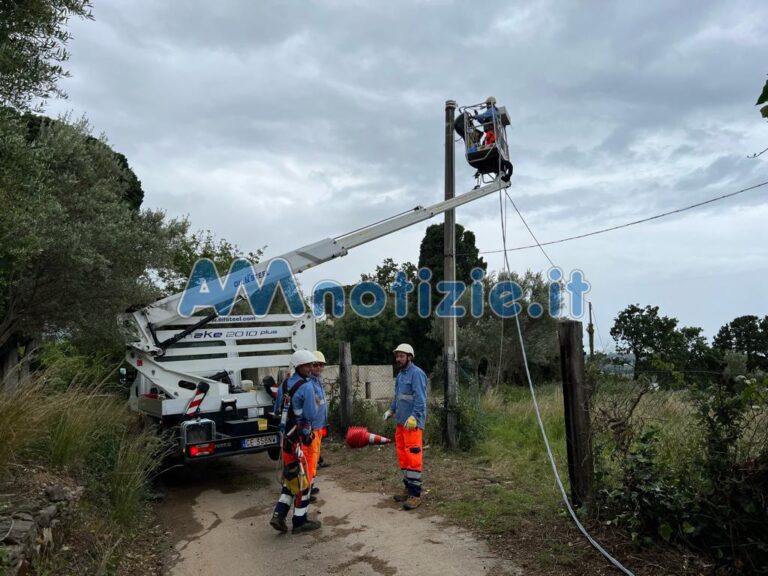 Enel in campo con molte squadre di tecnici per fronteggiare l’emergenza maltempo