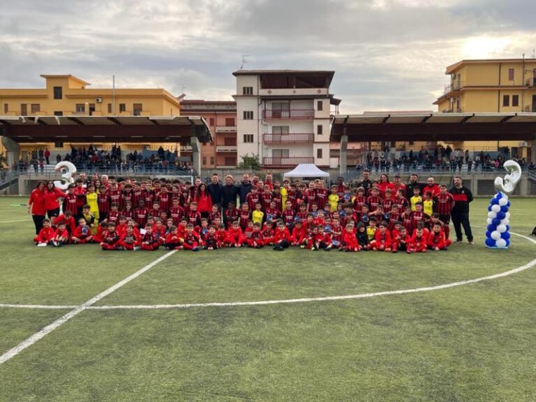 Rocca di Capri Leone: il terzo compleanno del “Milan Academy” con Beppe Signori