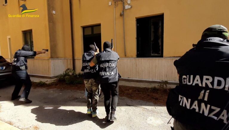 Messina – Arrestato dopo un anno e mezzo di ricerche un pericoloso latitante