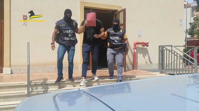 Maxi sequestro di droga e 12 arresti tra Caltanissetta, Agrigento e Roma